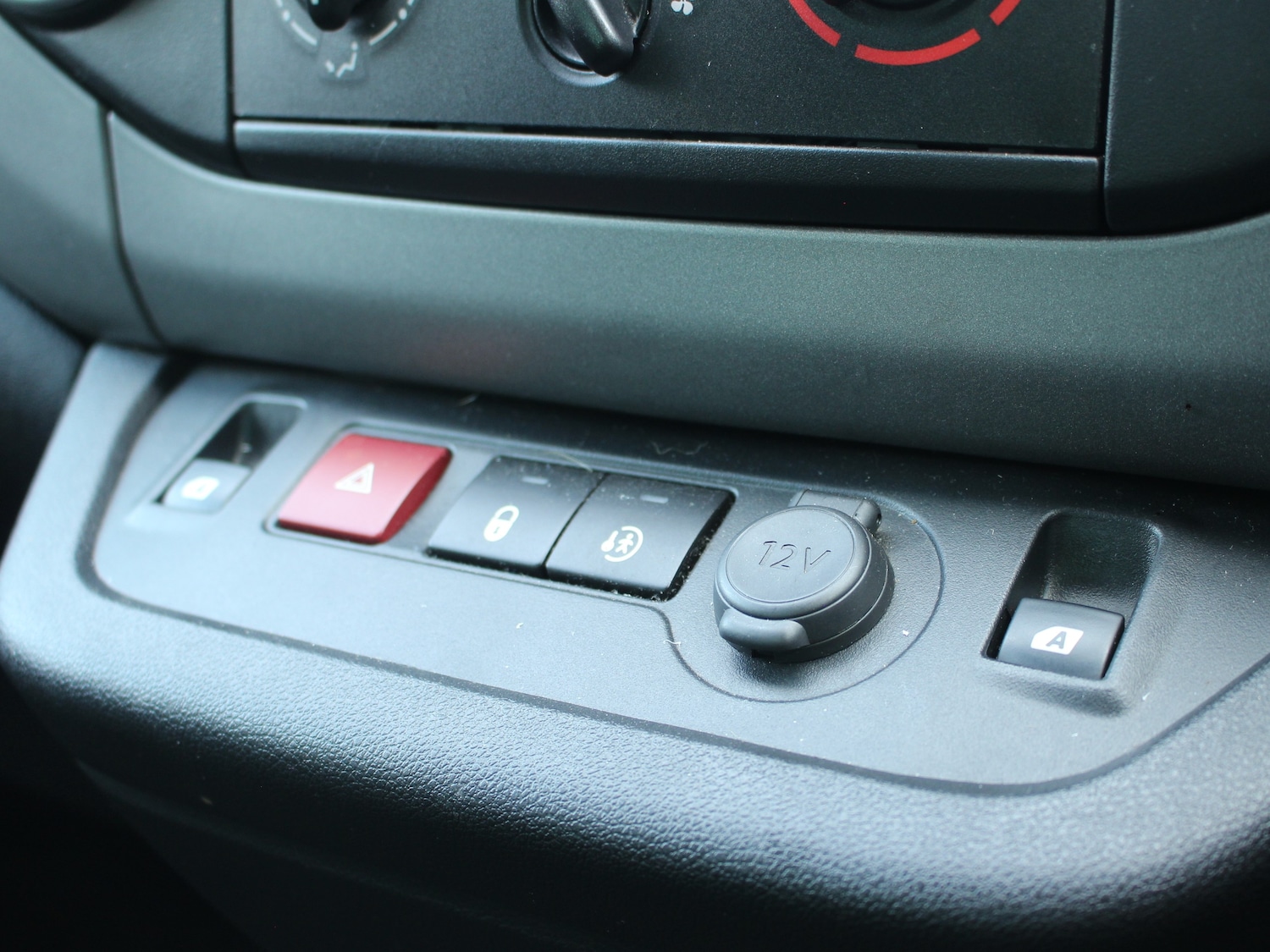 Used Peugeot Partner Tepee 2017 for sale - 76273800: Photo 45