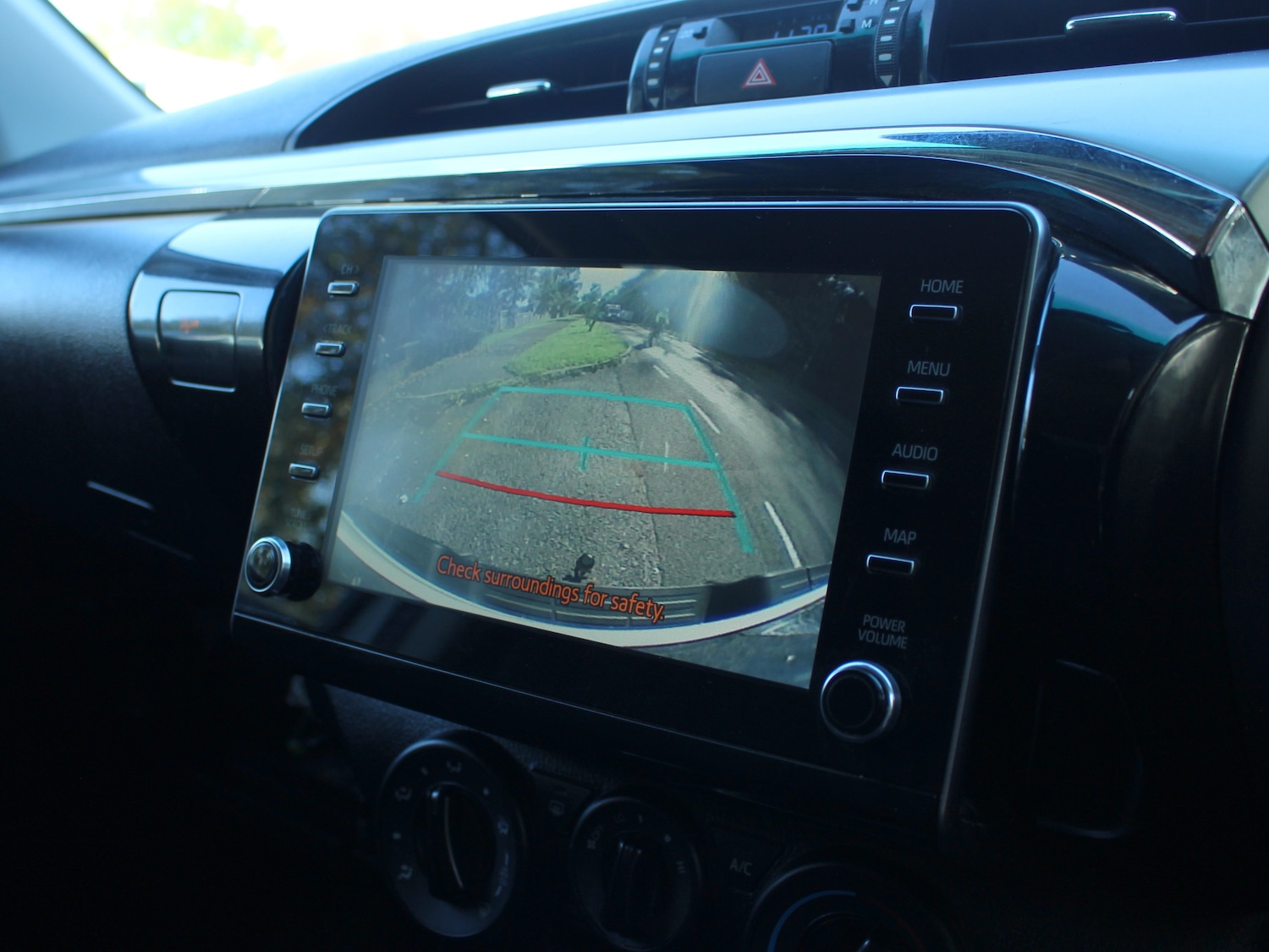 Used Toyota Hilux 2021 for sale - 76064987: Photo 48