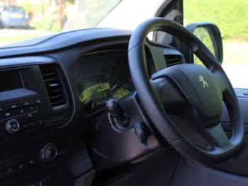 Used Peugeot Expert 2019 for sale - 74646012: Photo