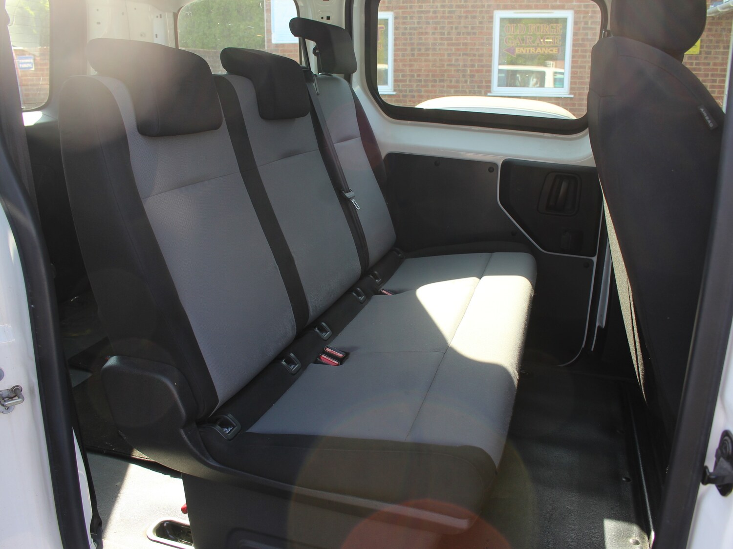 Used Peugeot Expert 2019 for sale - 74646012: Photo 51