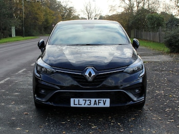 Used Renault Clio 2023 for sale - 76735726: Photo