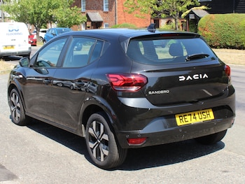 Used Dacia Sandero 2024 for sale - 75440496: Photo