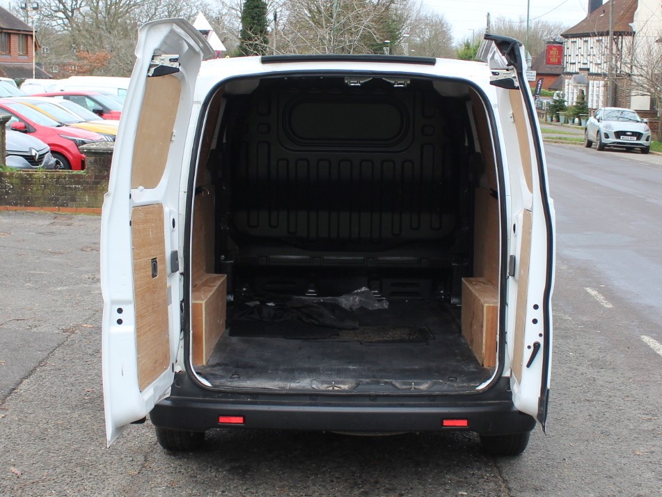 Used Nissan e-NV200 2021 for sale - 76961907: Photo 8