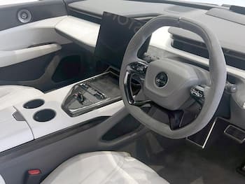 Used Lotus Emeya undefined for sale - 79781863: Photo
