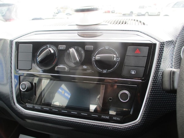 Used Volkswagen up! 2017 for sale - 76132347: Photo 10