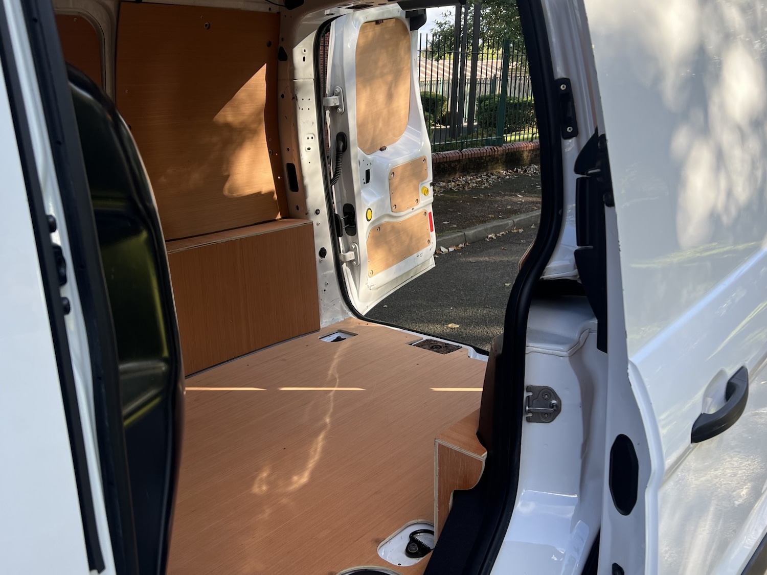 Used Ford Transit Connect 2017 for sale - 76793885: Photo 20