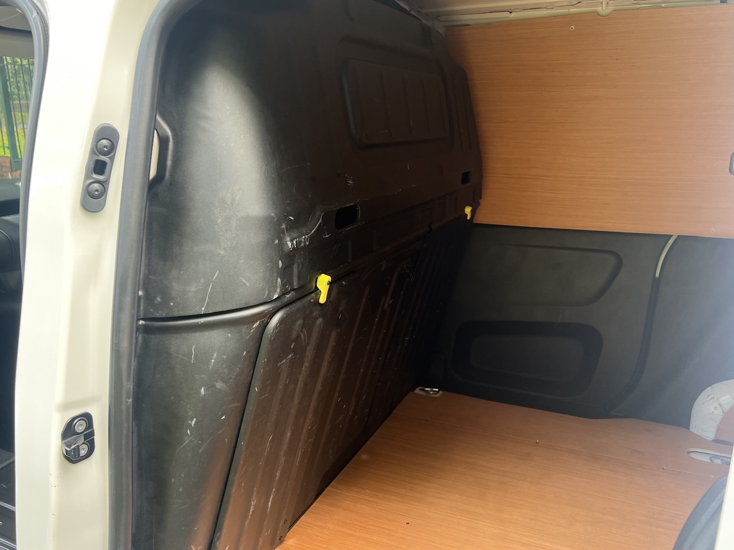 Used Peugeot Partner 2019 for sale - 76793879: Photo 16