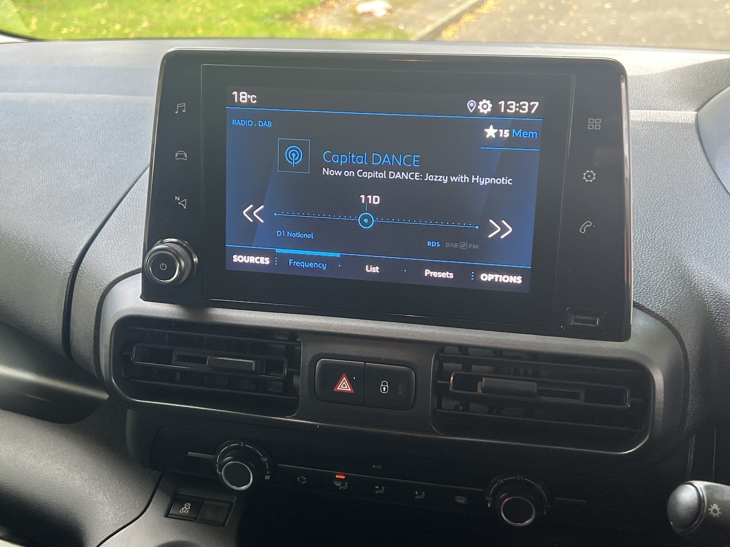 Used Peugeot Partner 2019 for sale - 76793879: Photo 29