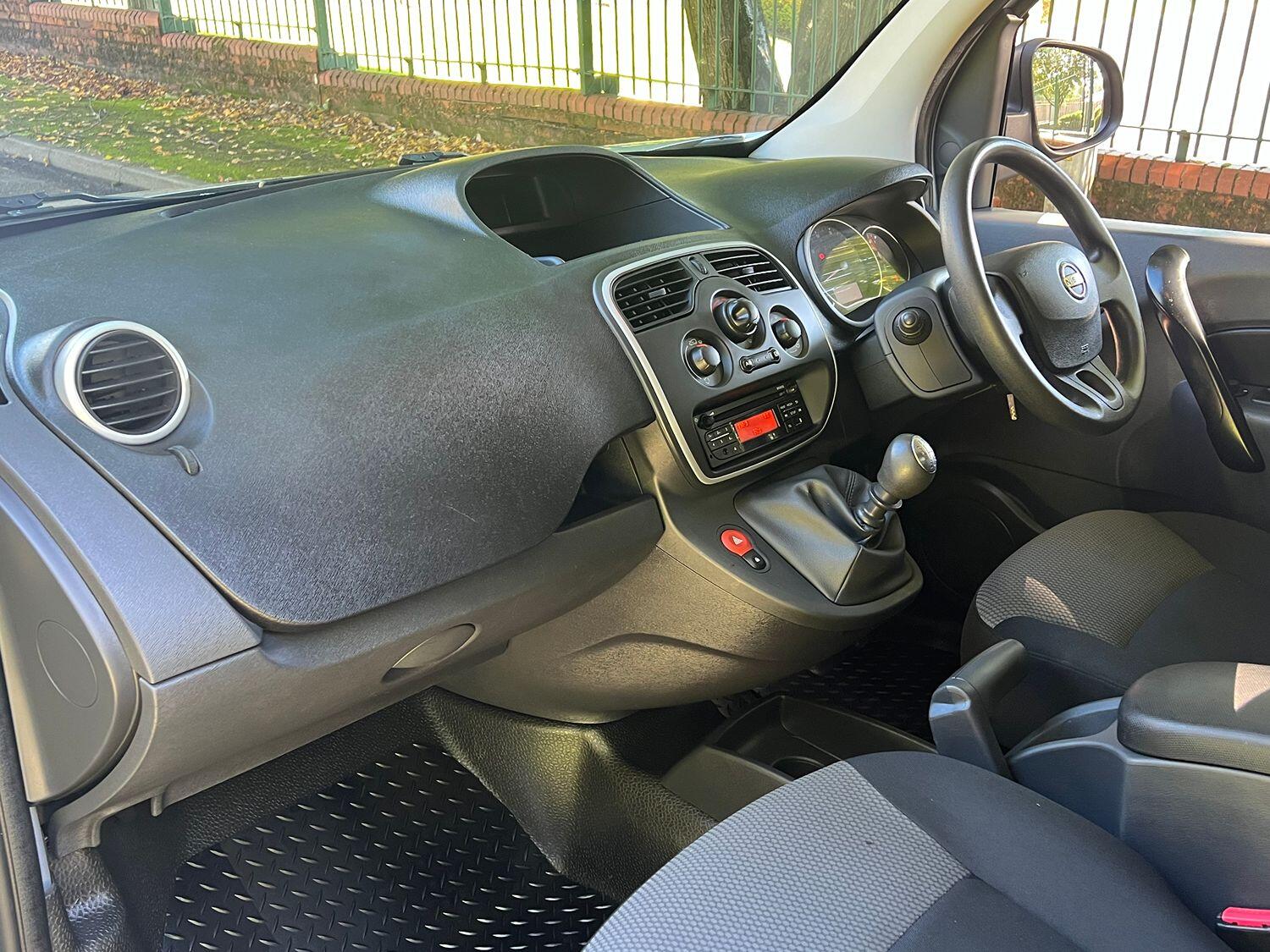 Used Nissan NV250 2020 for sale - 76618592: Photo 15