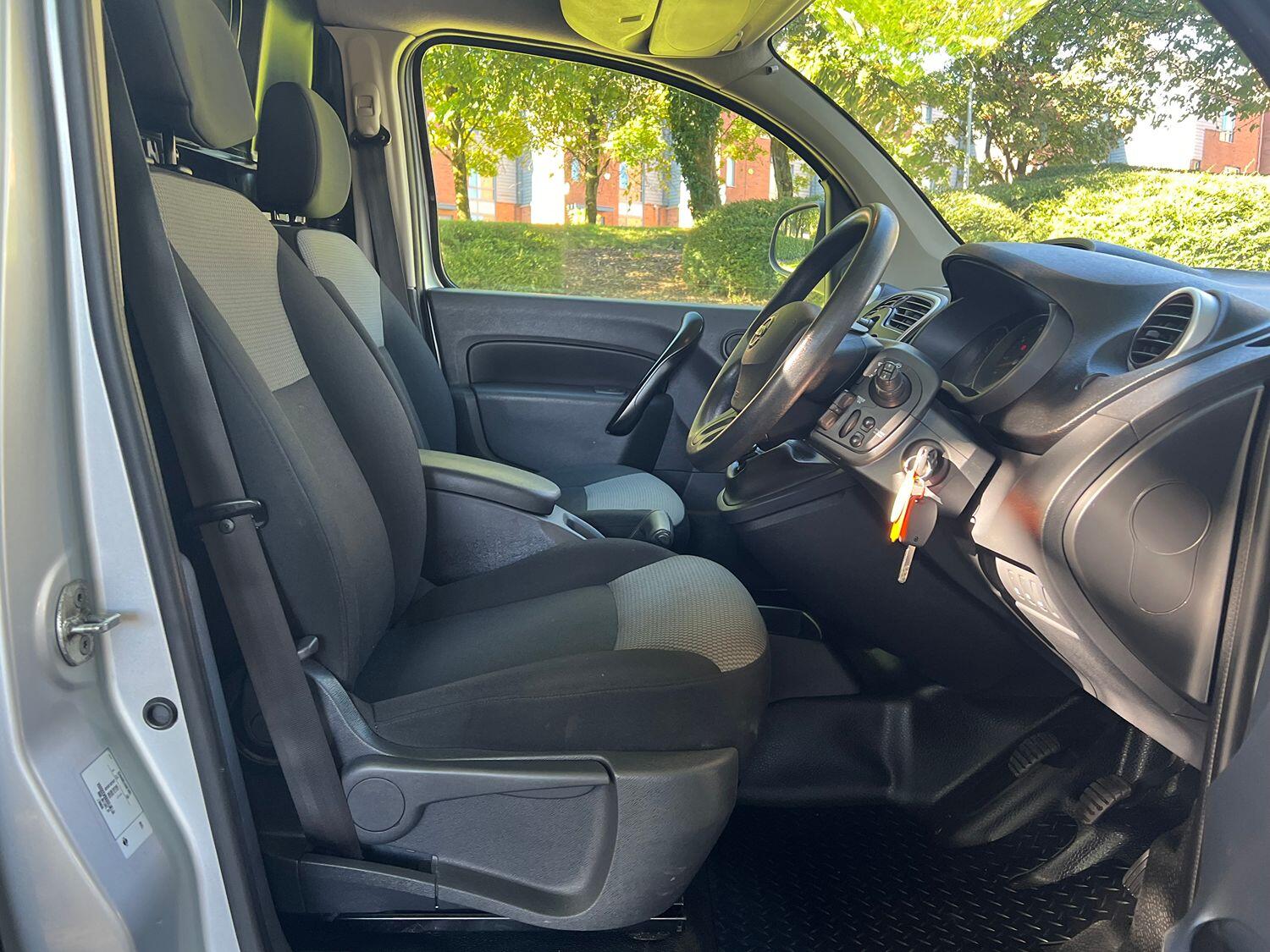 Used Nissan NV250 2020 for sale - 76618592: Photo 17