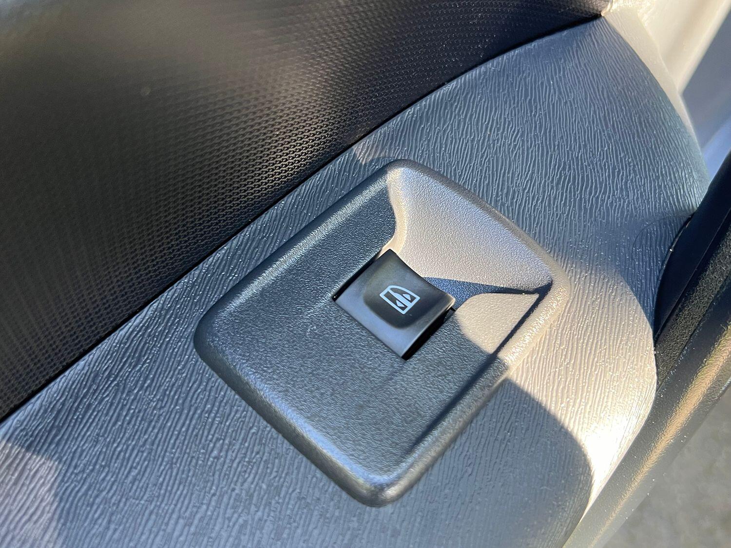 Used Nissan NV250 2020 for sale - 76618592: Photo 35