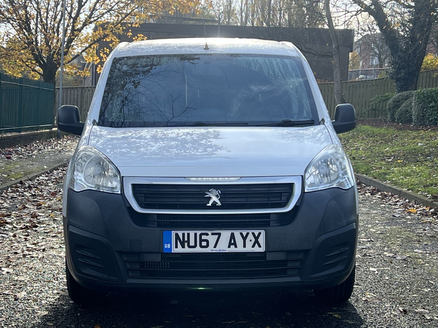 Used Peugeot Partner 2017 for sale - 76618682: Photo 3