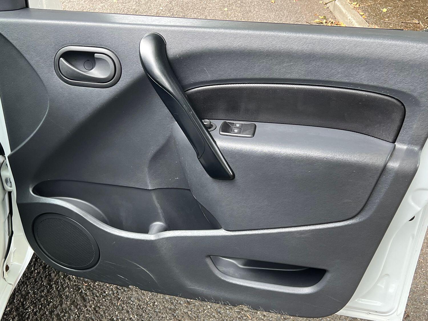 Used Renault Kangoo 2019 for sale - 76618717: Photo 31