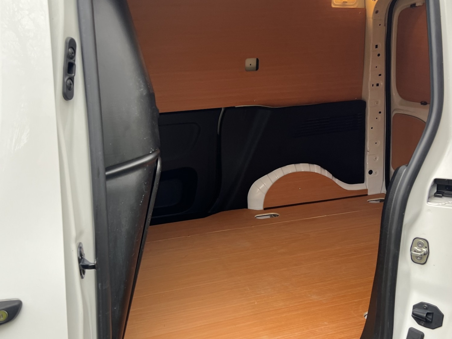 Used Peugeot Partner 2019 for sale - 77508441: Photo 36