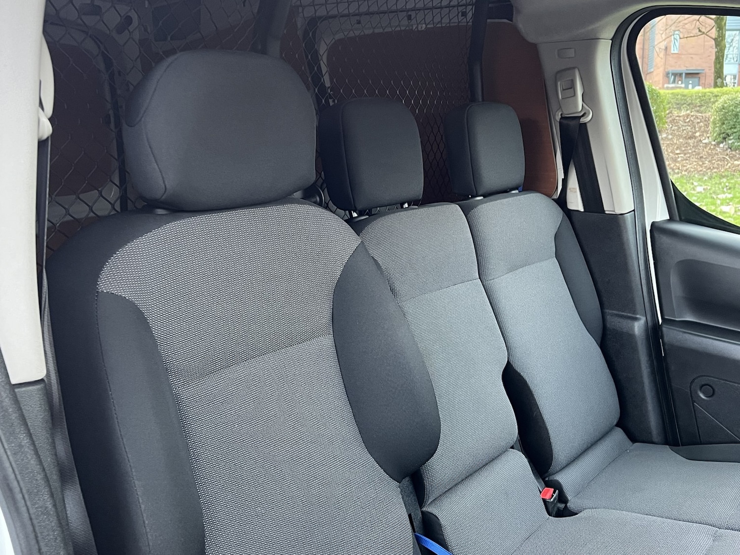 Used Peugeot Partner 2017 for sale - 77264516: Photo 25