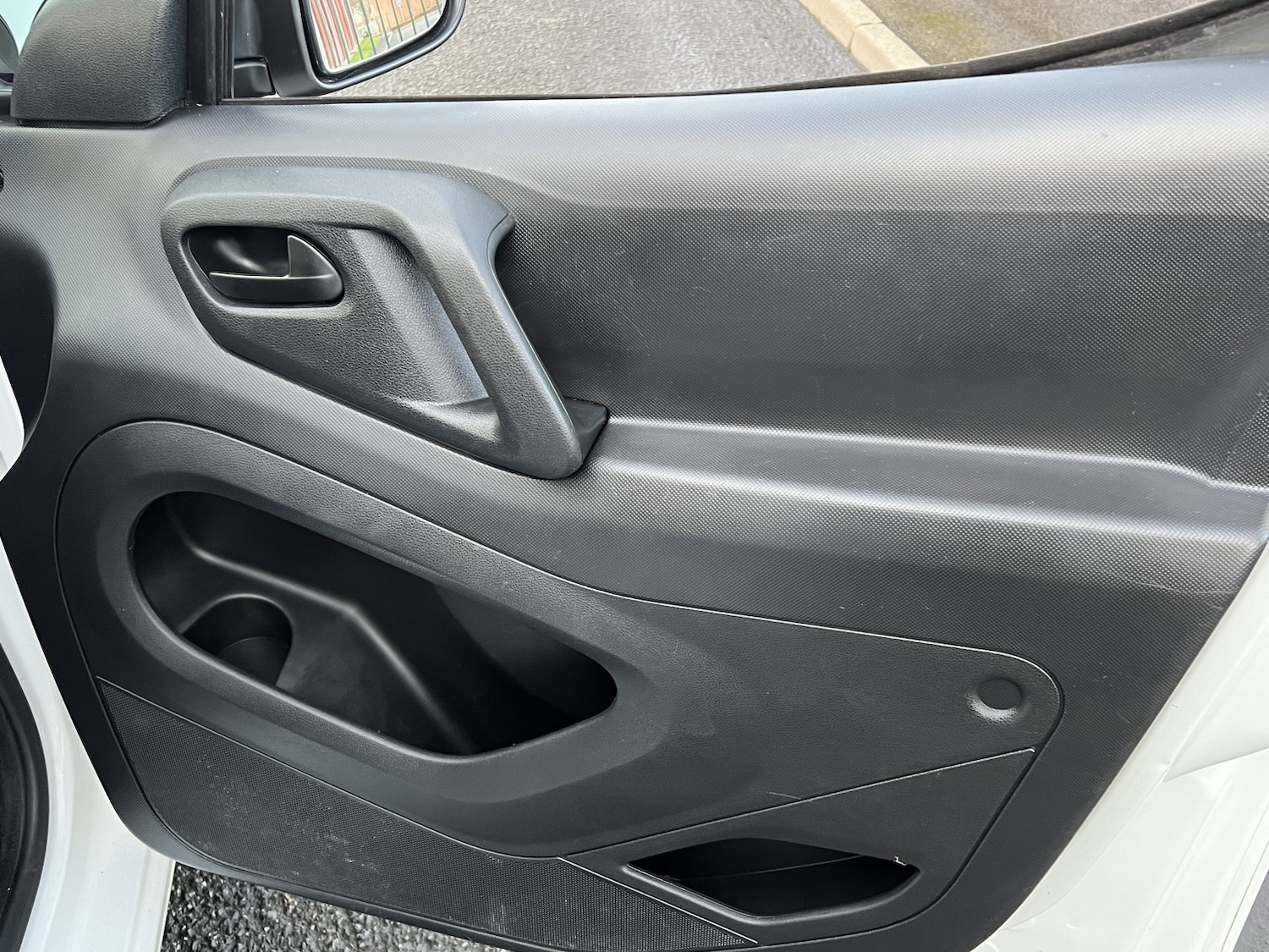 Used Peugeot Partner 2017 for sale - 77264516: Photo 28