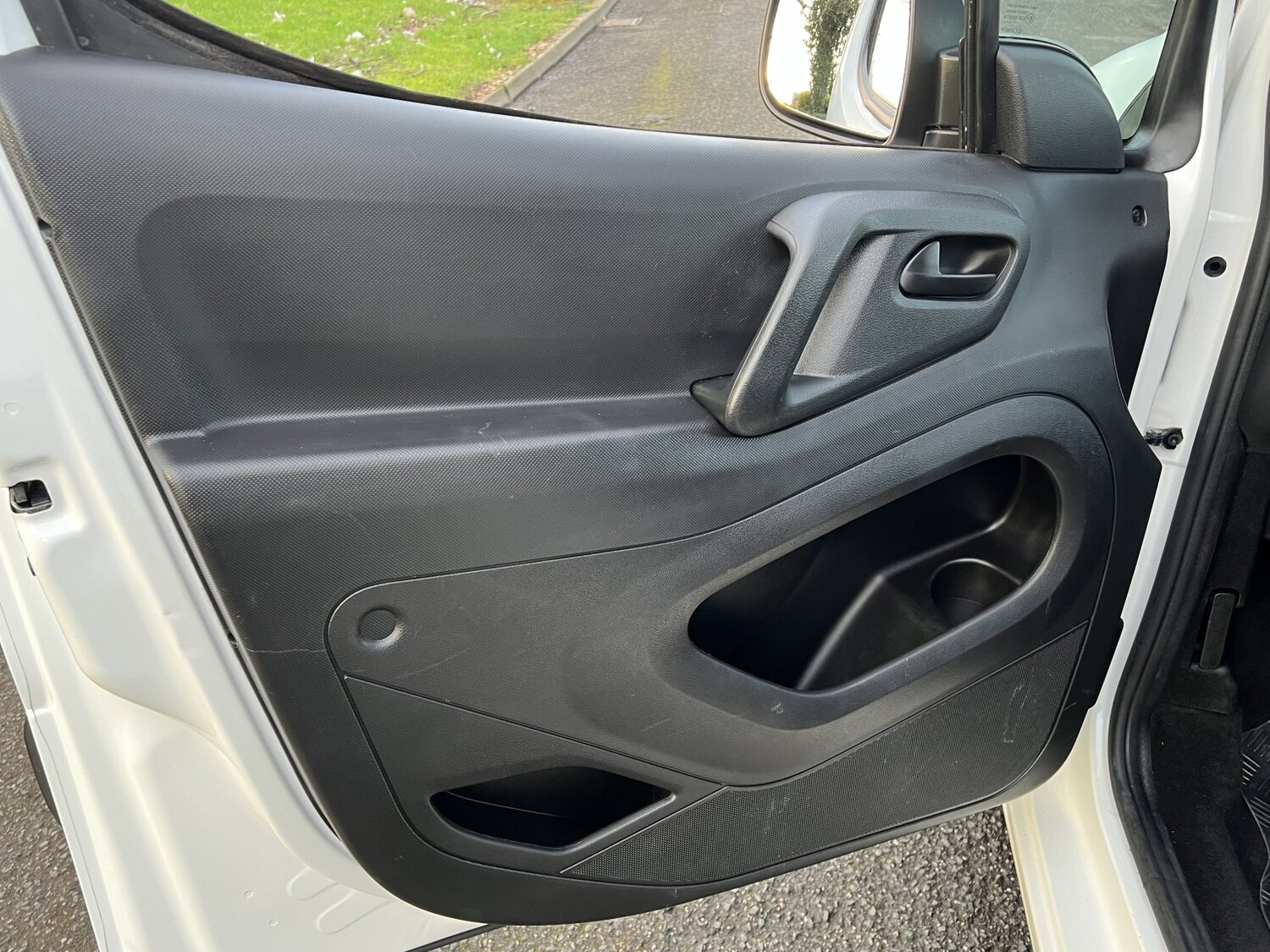 Used Peugeot Partner 2017 for sale - 77264516: Photo 36