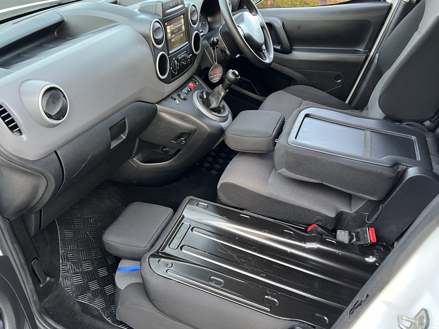 Used Peugeot Partner 2017 for sale - 77264516: Photo 39