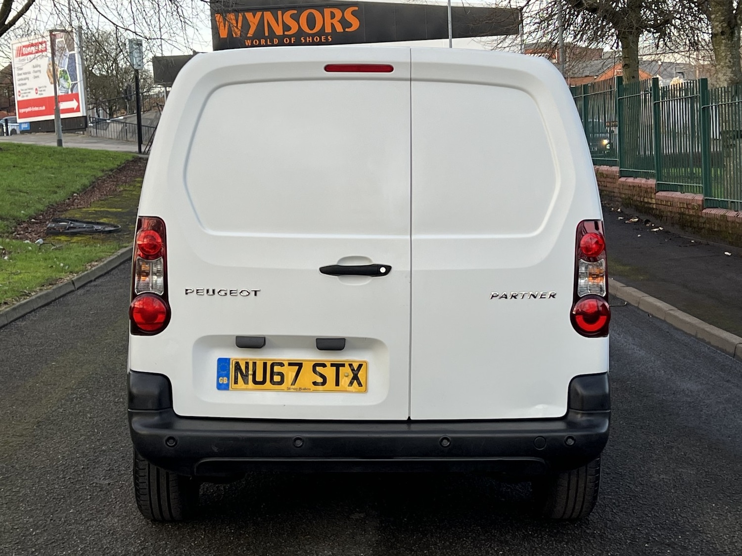 Used Peugeot Partner 2017 for sale - 77264516: Photo 9