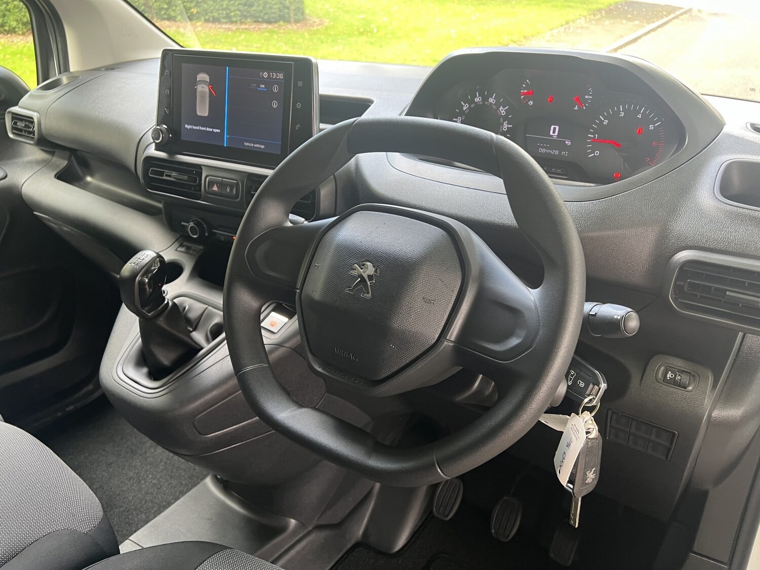 Used Peugeot Partner 2019 for sale - 76618768: Photo 17