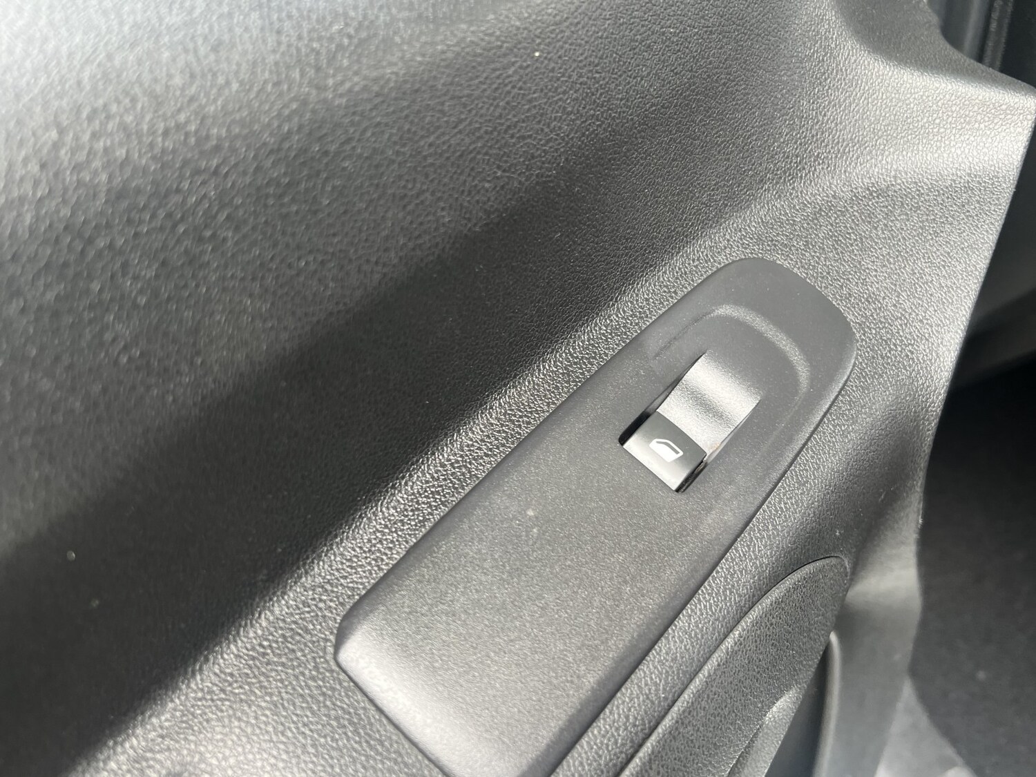 Used Peugeot Partner 2019 for sale - 76618768: Photo 41