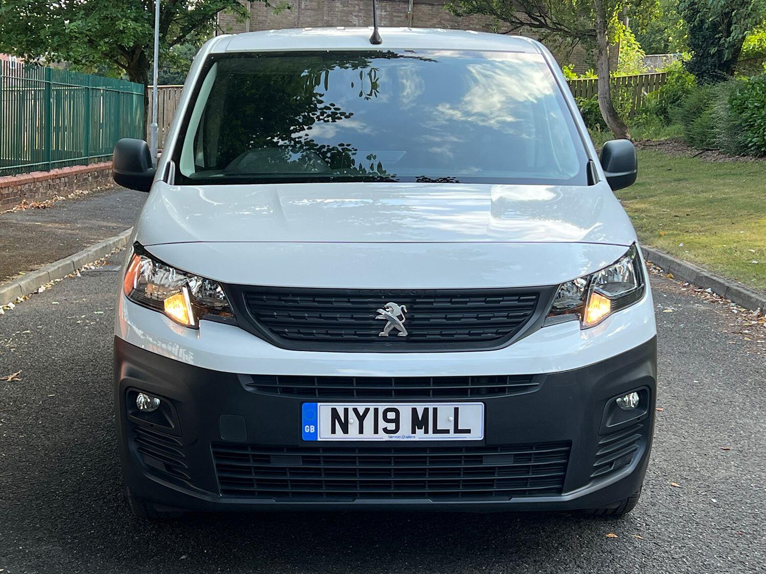 Used Peugeot Partner 2019 for sale - 76618747: Photo 2