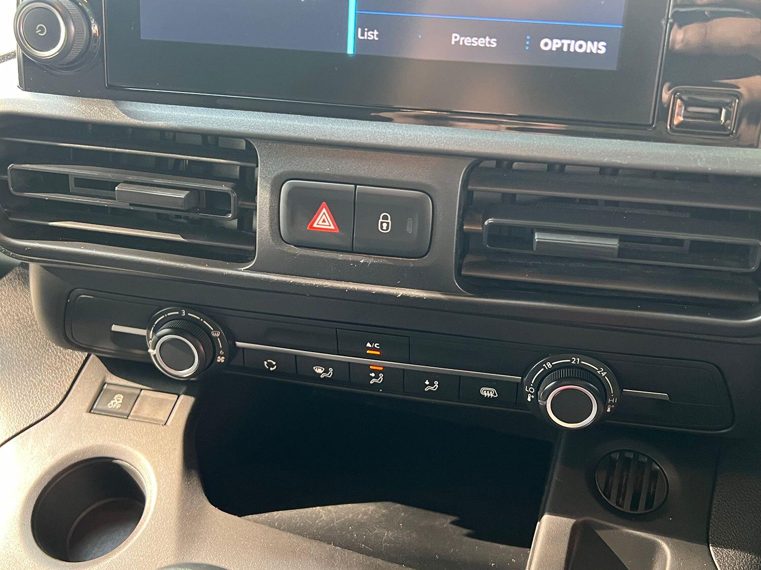 Used Peugeot Partner 2019 for sale - 76618747: Photo 23