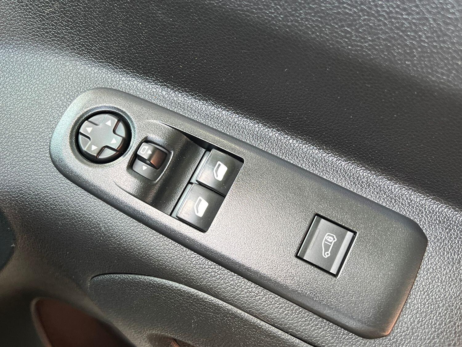 Used Peugeot Partner 2019 for sale - 76618747: Photo 29