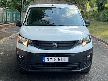 Used Peugeot Partner 2019 for sale - 76618747: Photo