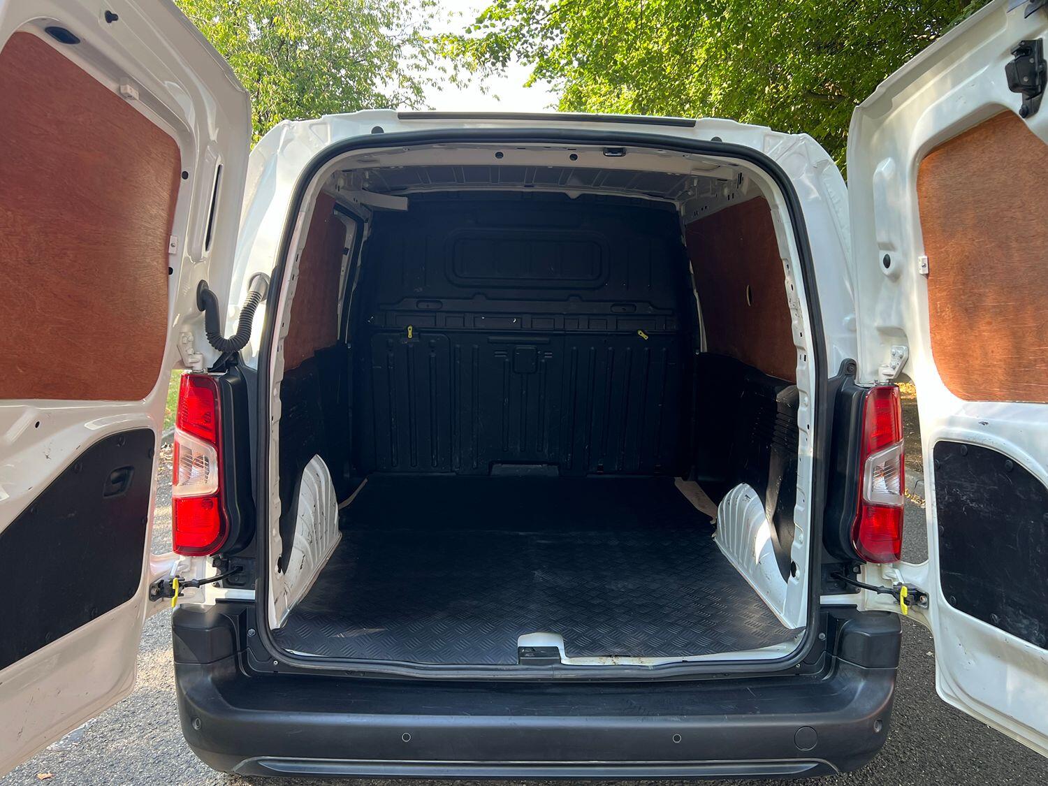 Used Peugeot Partner 2019 for sale - 76618747: Photo 9