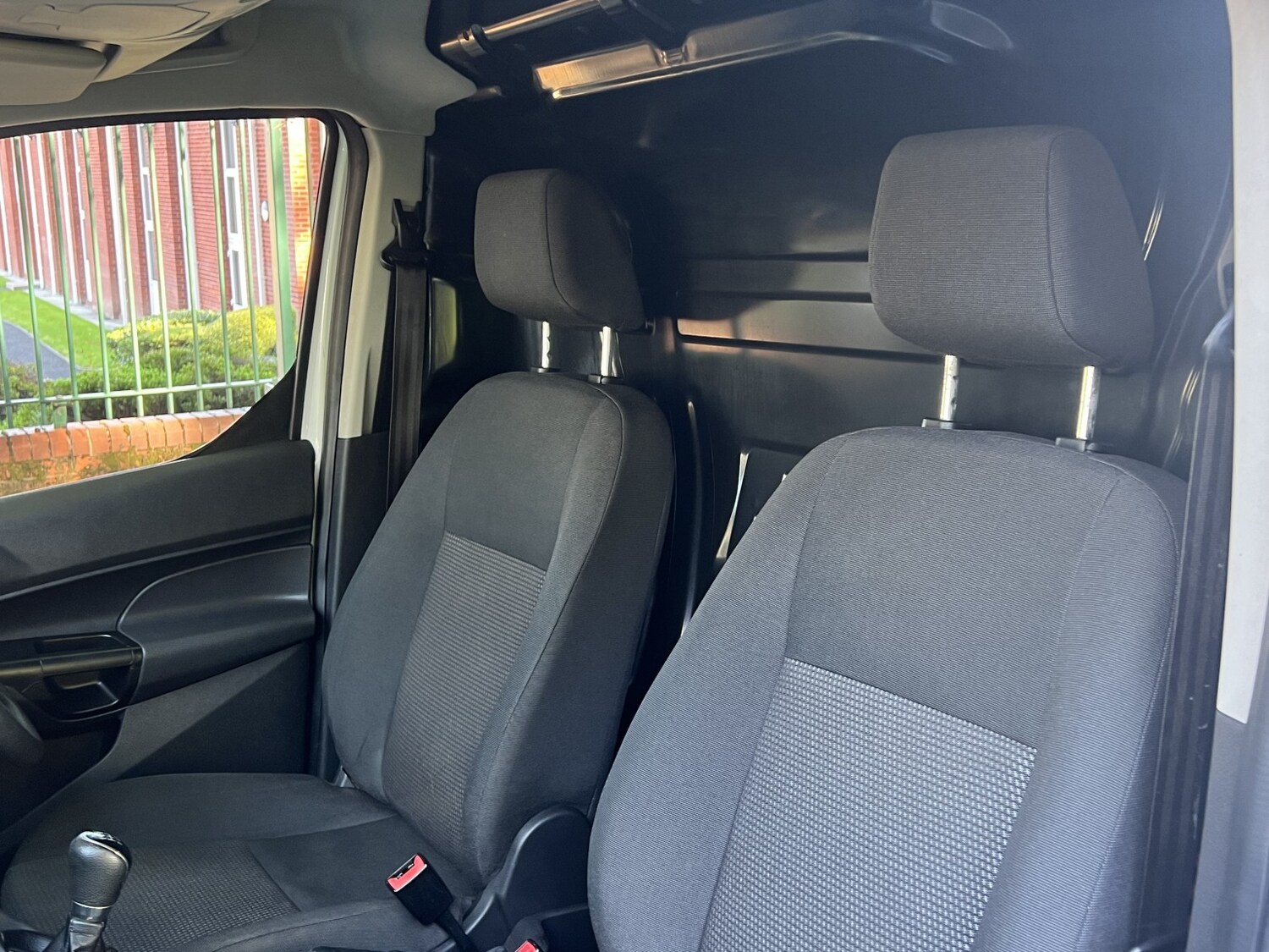 Used Ford Transit Connect 2017 for sale - 76618694: Photo 27