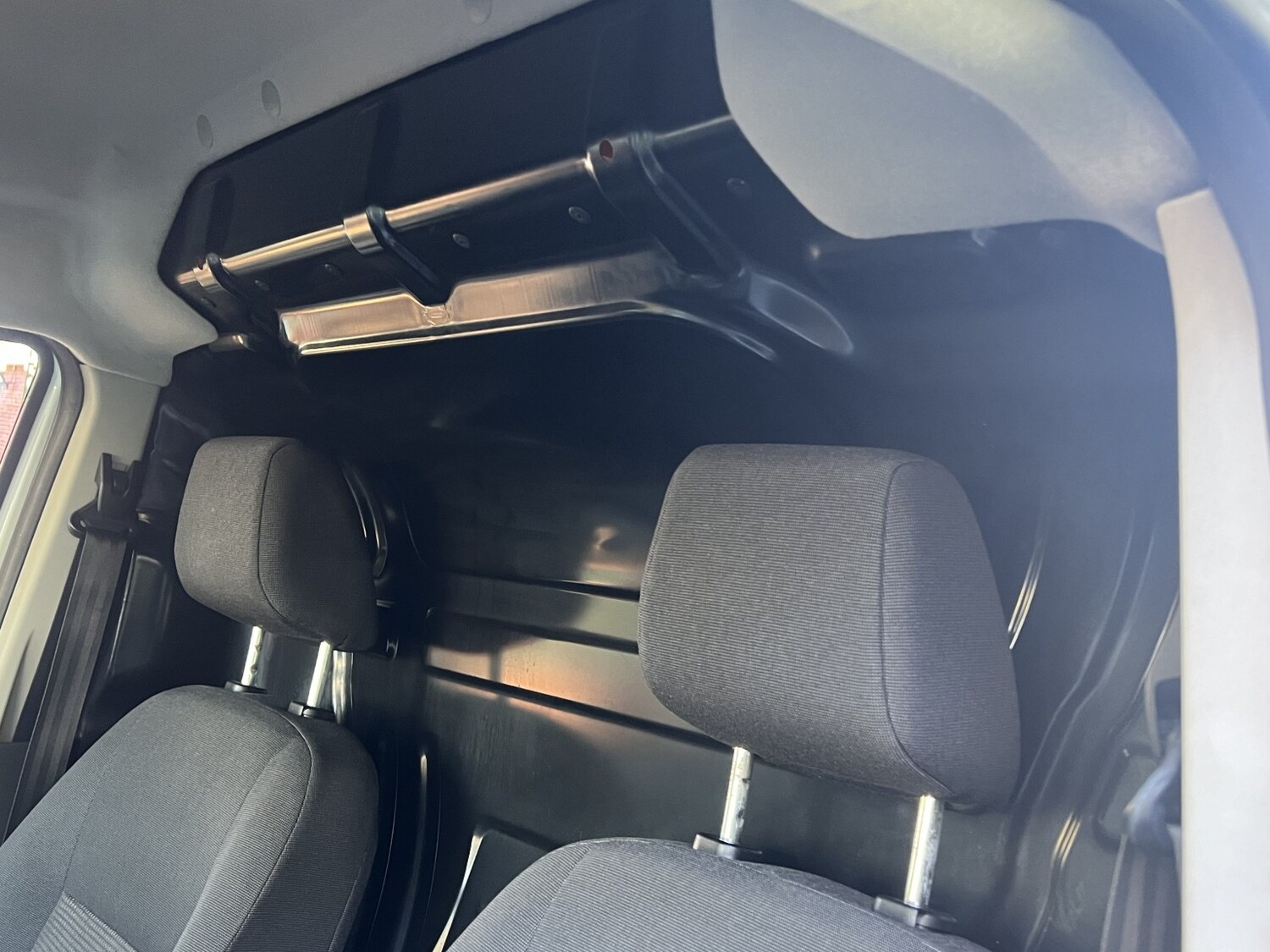 Used Ford Transit Connect 2017 for sale - 76618694: Photo 32