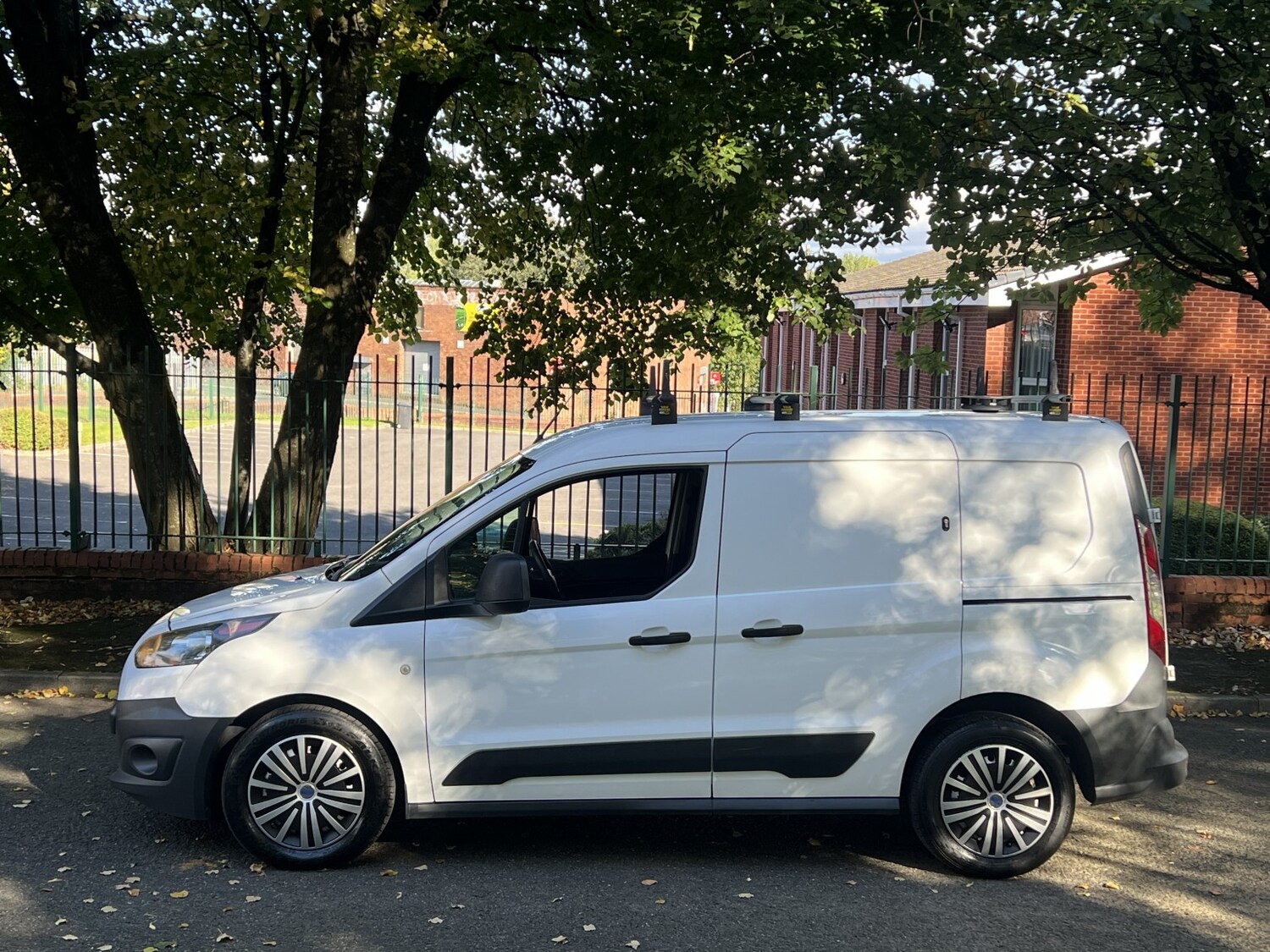Used Ford Transit Connect 2017 for sale - 76618694: Photo 7