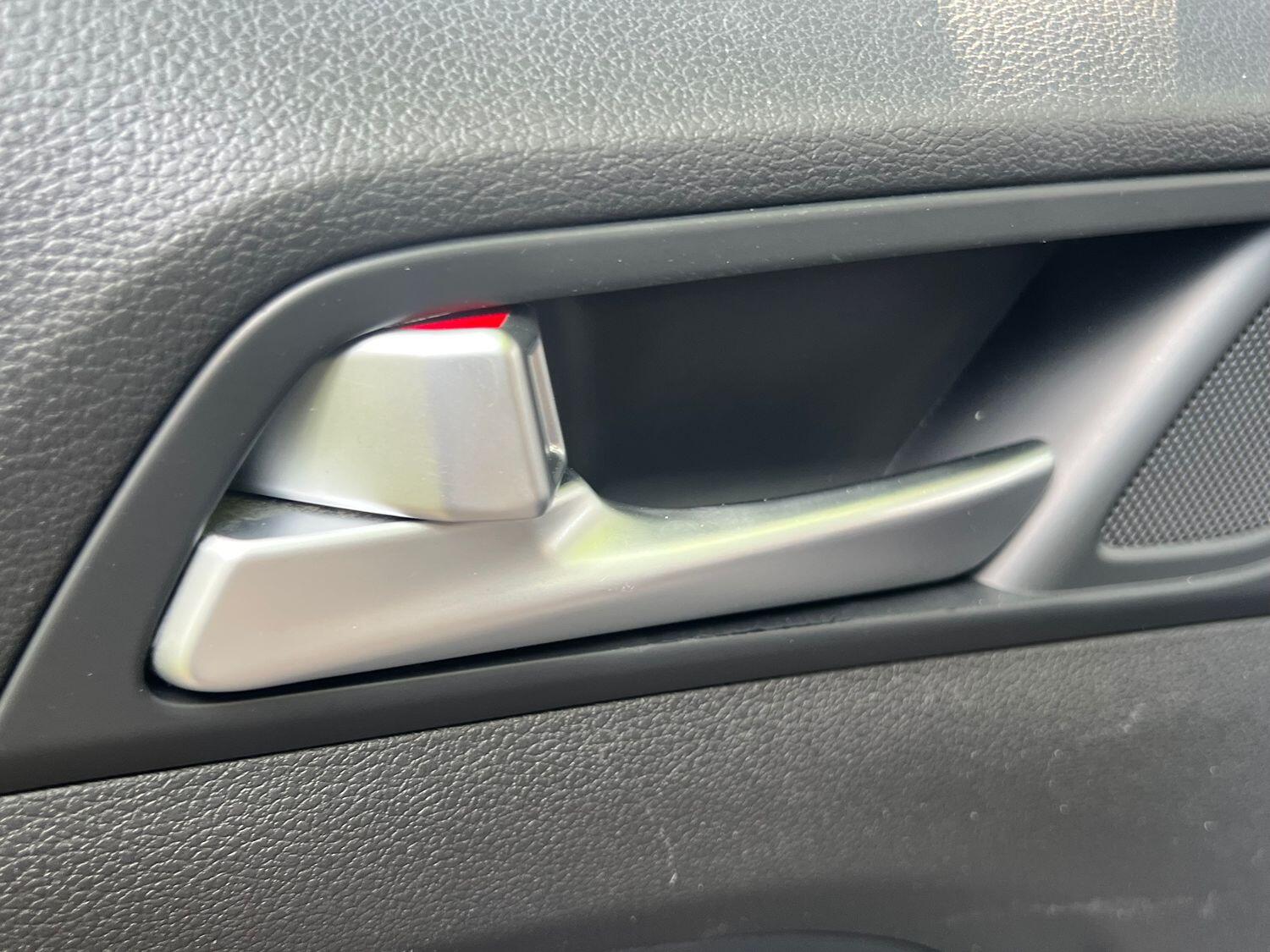 Used Hyundai TUCSON 2016 for sale - 76618615: Photo 52