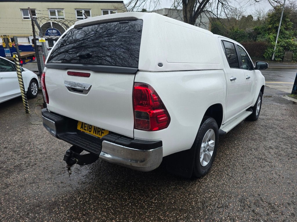Used Toyota Hilux 2018 for sale - 77506989: Photo 10