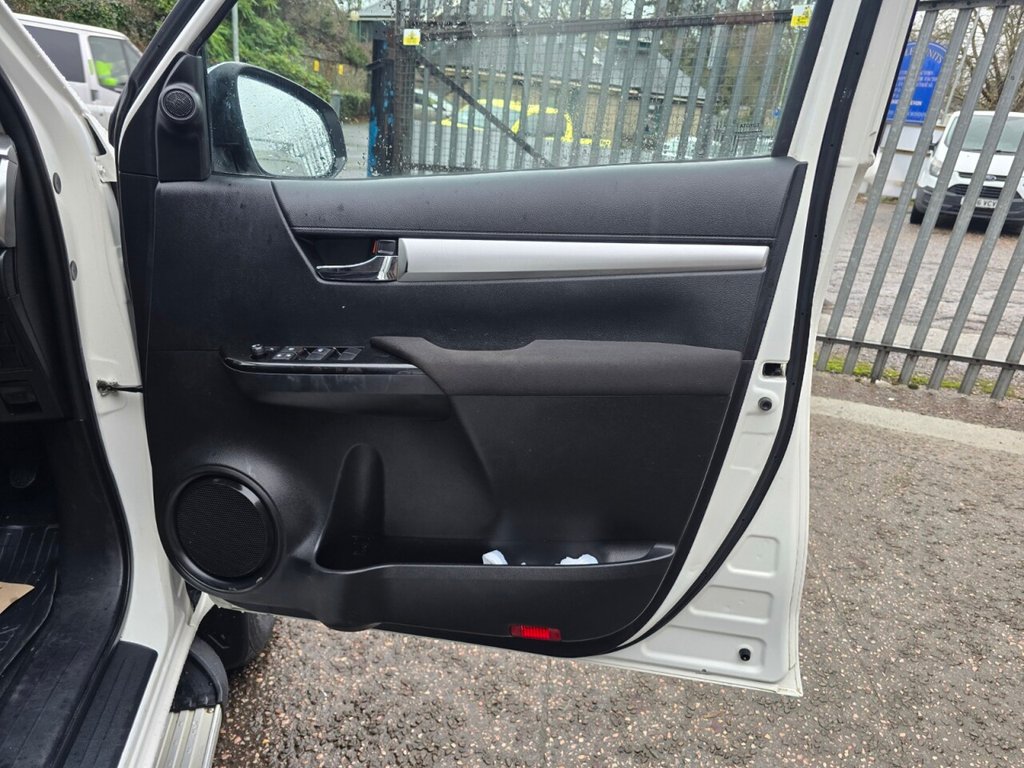 Used Toyota Hilux 2018 for sale - 77506989: Photo 13