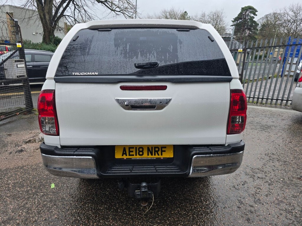 Used Toyota Hilux 2018 for sale - 77506989: Photo 9