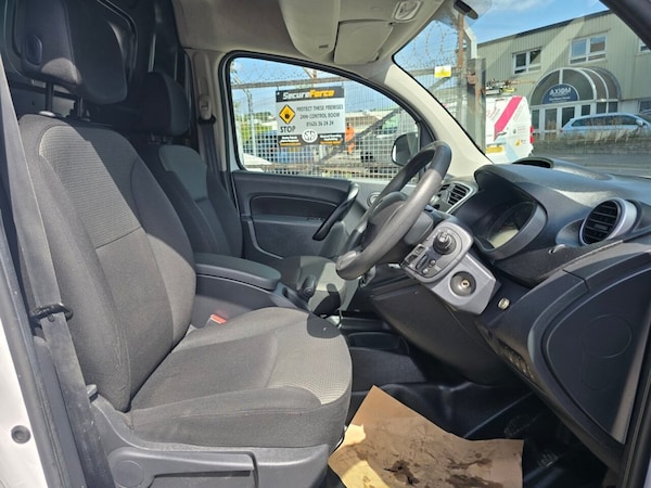 Used Renault Kangoo Maxi 2017 for sale - 75666113: Photo 2