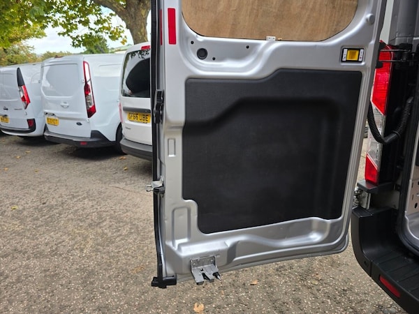 Used Ford Transit 2018 for sale - 76304138: Photo 15