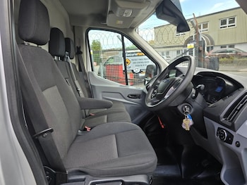 Used Ford Transit 2018 for sale - 76304138: Photo 2