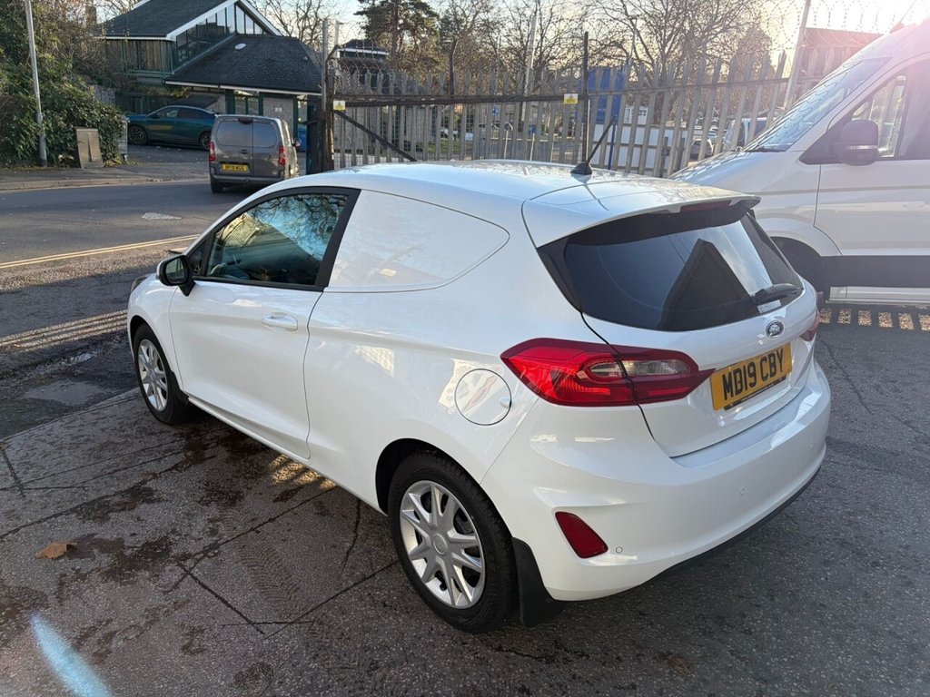 Used Ford Fiesta 2019 for sale - 77037882: Photo 3