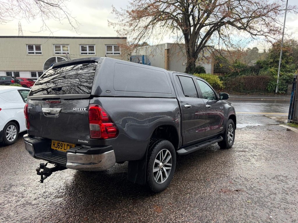 Used Toyota Hilux 2019 for sale - 77037721: Photo 2