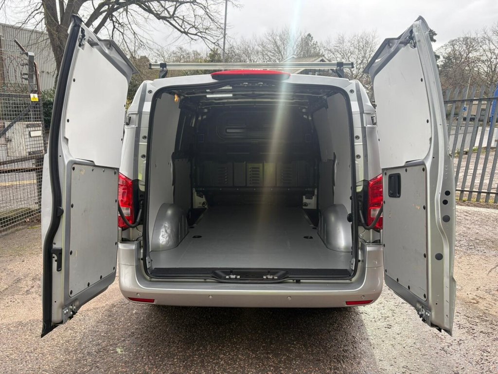 Used Mercedes-Benz Vito 2020 for sale - 77820730: Photo 3