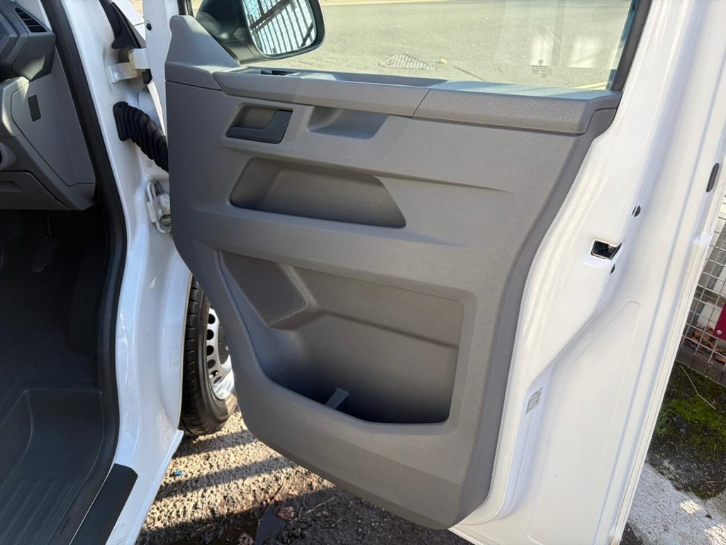 Used Volkswagen Transporter 2021 for sale - 77692561: Photo 12