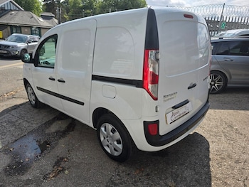 Used Renault Kangoo 2018 for sale - 75753135: Photo