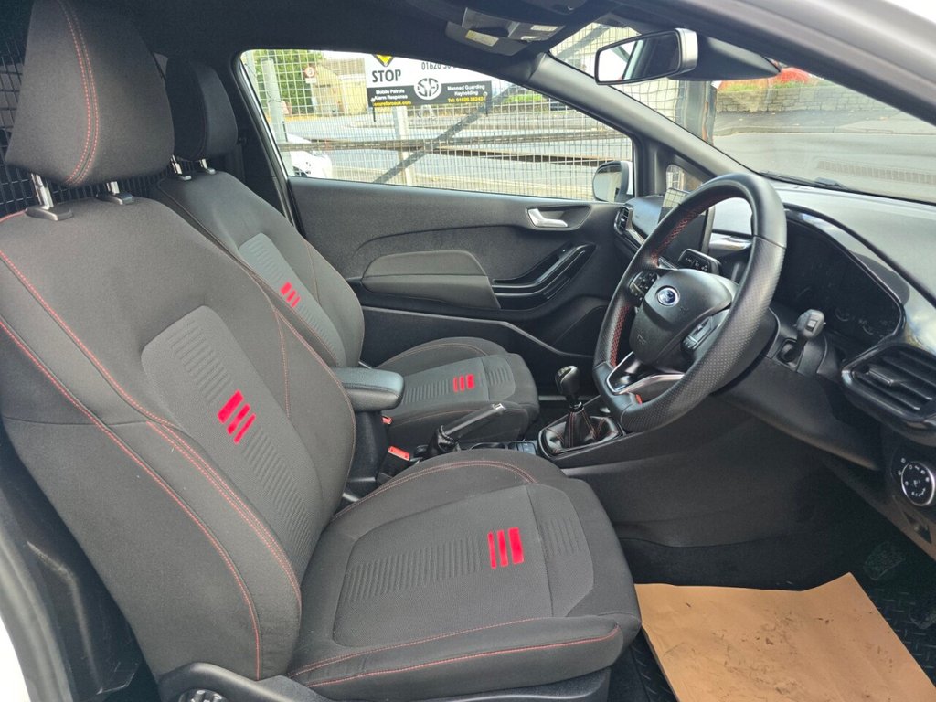 Used Ford Fiesta Van 2022 for sale - 76356812: Photo 2