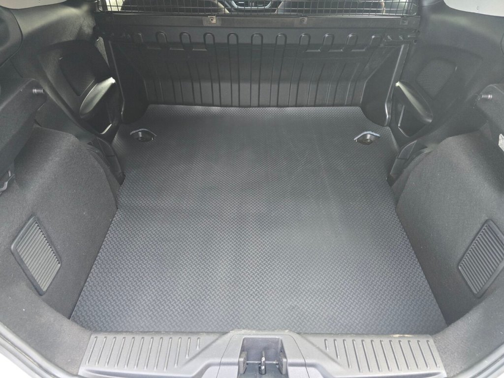 Used Ford Fiesta Van 2022 for sale - 76356812: Photo 3