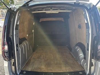 Used Volkswagen Caddy 2022 for sale - 76147630: Photo 3