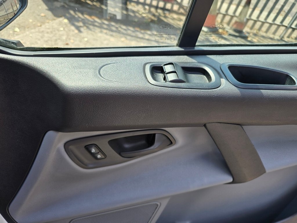 Used Ford Transit Custom 2018 for sale - 75986296: Photo 21