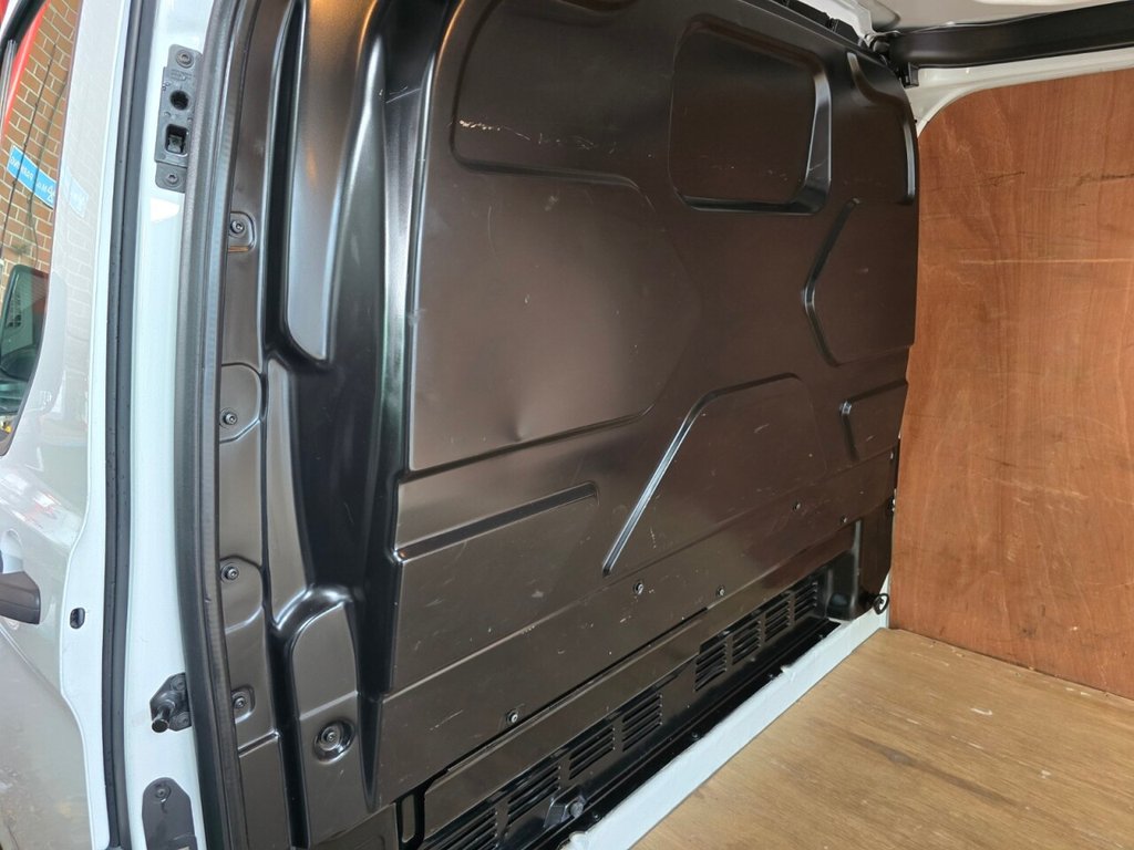 Used Ford Transit Custom 2018 for sale - 75986296: Photo 23
